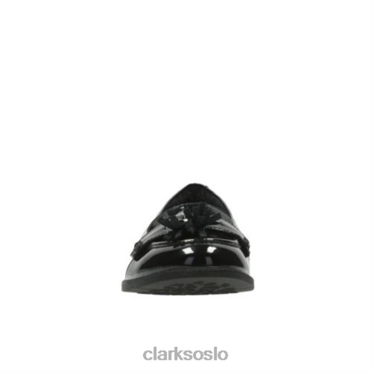 Clarks clarks preppy edge bl jnr f fit black patent barn HL8264666 svart patent HL8264666 Clarks Oslo Walk in Cushioned Support Clarks boots er kjent for sine elegante og uanstrengte fottoydesign