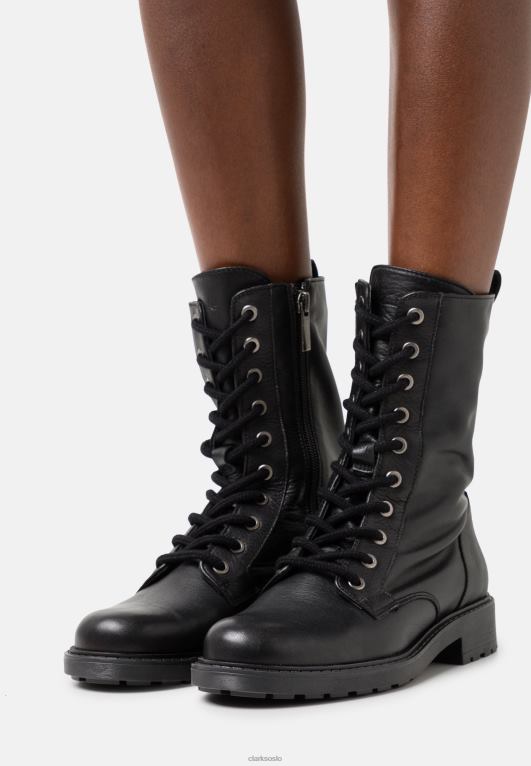 stovler Clarks Oslo Walk in Cushioned Support Clarks boots er kjent for sine elegante og uanstrengte fottoydesign